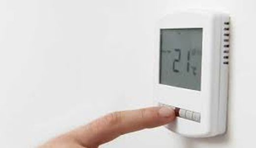 Wie programmiere ich die Heizung, um zu sparen?