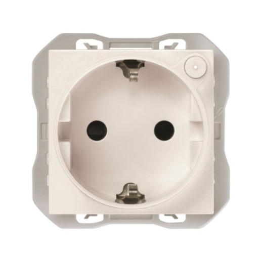 Schuko iO socket outlet