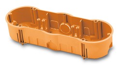 Triple universal plasterboard flush box for FAMATEL 3257 mechanisms