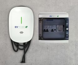7,4 kW 32 A einphasiges evOptima-Ladegerät mit 5 m Schlauch Typ 2 E40-W2274 - Evmobe